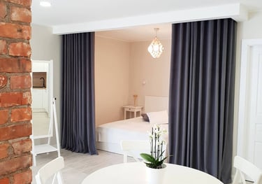 Naktinės užuolaidos pertvaros