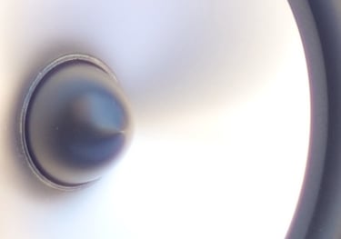 Aluminium material is used in Fölkel Audio hi-fi speakers