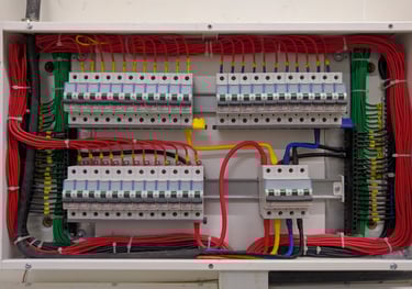 electrical panel wiring with circuit breaker