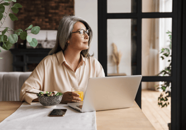 experienced and CELTA certified teachers teaching English online