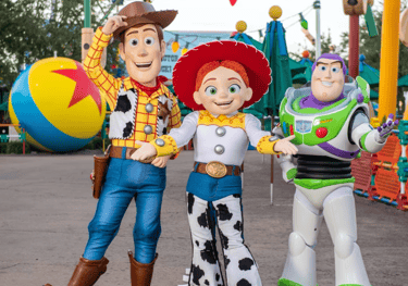 Conoce a los juguetes de Toy Story Land