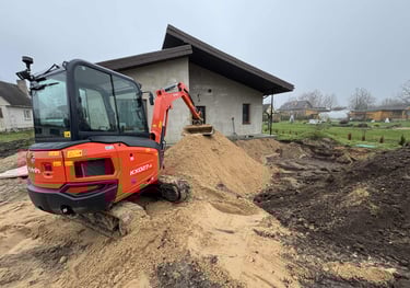 augalinio, juodzemio nukasimas, pagrindo irengimui, ivaziavimo irengimui, trinkelems