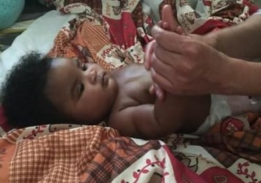 bébé massé