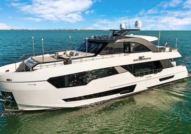 90ft Luxury Yacht rental in Miami 