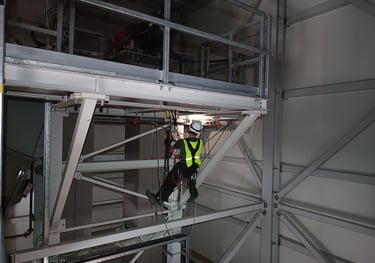 Gesinimo vamzdyno montavimas Homanit gamykloje