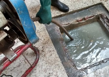 desentupimento de caixa de gordura