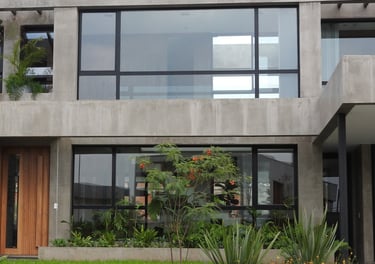 imagen casa frente linea modena