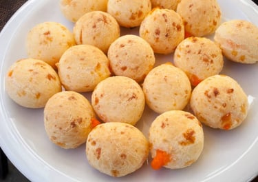 Pão de queijo recheado