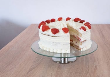Torta 4 leites com morango