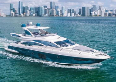 mid range luxury yacht rental in Miami 1500 to 2500