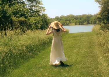 high school graduate dreamy senior portrait at golden hour at crockett park, midland virginia