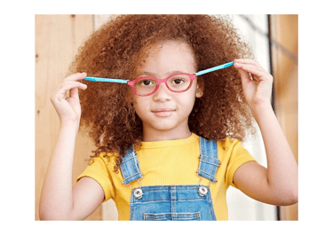 niña con lentes flex