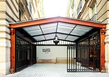 Free Perfume Museum Tour