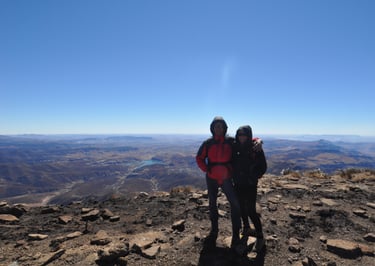 Nick and Tracey Billingtonon top of the Drakensberg Amphitheatre Plateau, South Africa