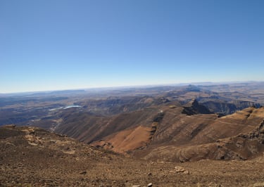 Sentinel peak, Drakensberg amphitheatre, South Africa 