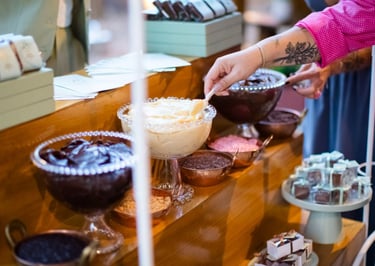 Carrinho Gourmet de Brigadeiros de colher para eventos sociais e corporativos