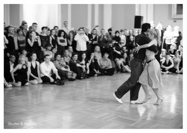Tango teacher presentation at the Red Town Hall in Berlin.