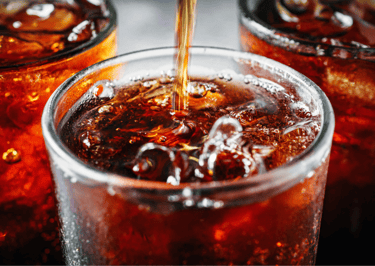 منتجات مليئة بالسكر والملج والدهون