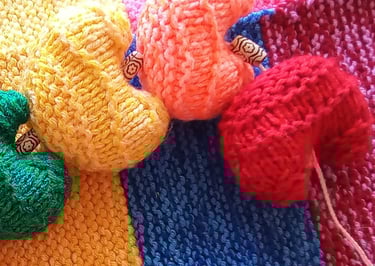 Rainbow hearts garland