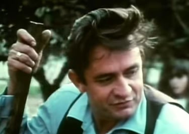 Johnny Cash Hurt - chords, biography