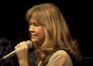 Akkordok: Halász Judit