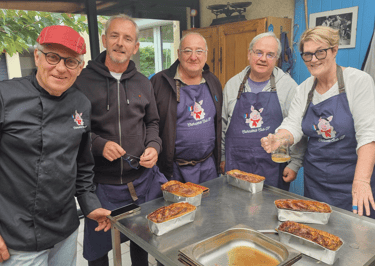 un groupe de participant à l'atelier pâté en croûte