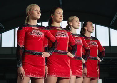 Urheilijat valokuvattu merkkivaatteissa Helsingissä markkinointia varten