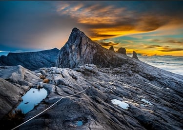 borneo mount kinabalu summit sunrise