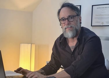 Pascal Roux-Dessarps représentant école reiki intégrative