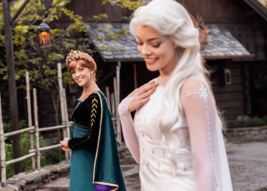 Conoce a Anna y Elsa en el Royal Sommerhus