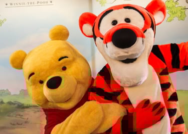Conoce a Winnie the Pooh y a Tigger