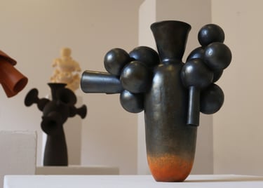 Irene de Vilder, Ceramic vessel.