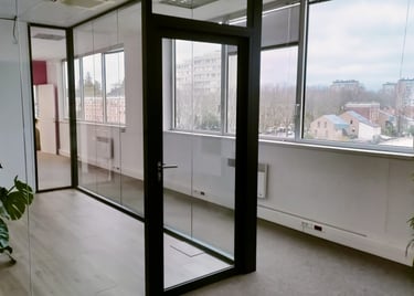 location bureau, salle de réunion 2 -8 personnes