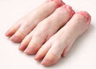 Lamb trotters, gelatin-rich feet used for soups and stews.