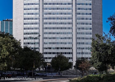 Pirelli Tower ● Milan, Italy ● Gio Ponti ● 1956-1958