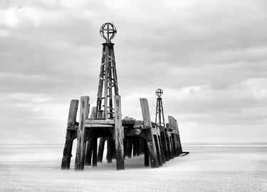 seaside views of britain in black and white at photo dave