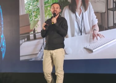 Cleidson Gonçalves em uma palestra sobre gestão do tempo e aprendizagem