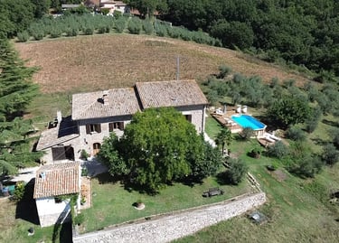 vakantieappartement met zwembad in Umbrië