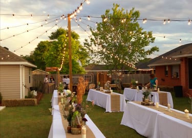 Mesas decoradas, con manteles y luces el paso diamond events