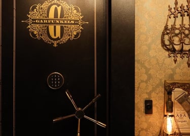 Speakeasy Cocktail Tour — New York City, USA