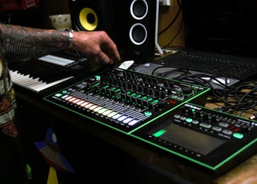 Controls of sound mixing decks 