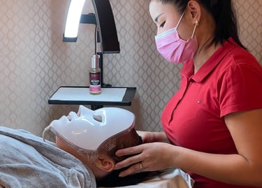 kosmetické služby v Holy Hands Praha