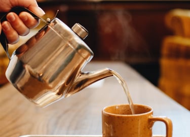 Tea room, hot or iced, tea latte, auburn