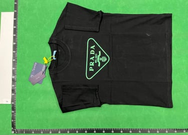 Oopbuy QC folded black triangle logo t shirt