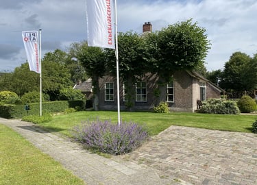De Baanderhoeve, het kantoor van Plato