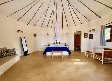 Superior room at the luxury hotel Maison Fimela in the Sine Saloum