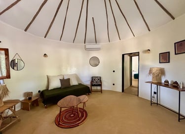 Suite junior du boutique hôtel Maison Fimela situé dans le Sine Saloum