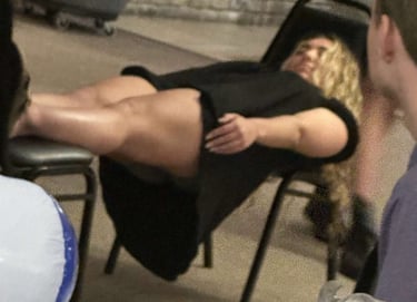 Nino the hypnotist floating a woman