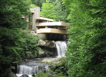 Frank Lloyd Wright's Fallingwater (1937)