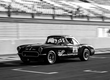 Corvette sur le circuit de Nevers Magny-Cours